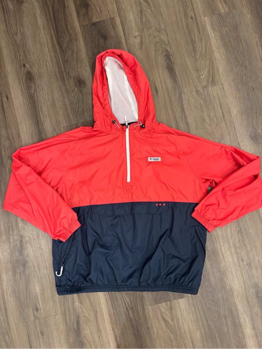Columbia Red and Navy Mesh-Lined Pullover Windbreaker